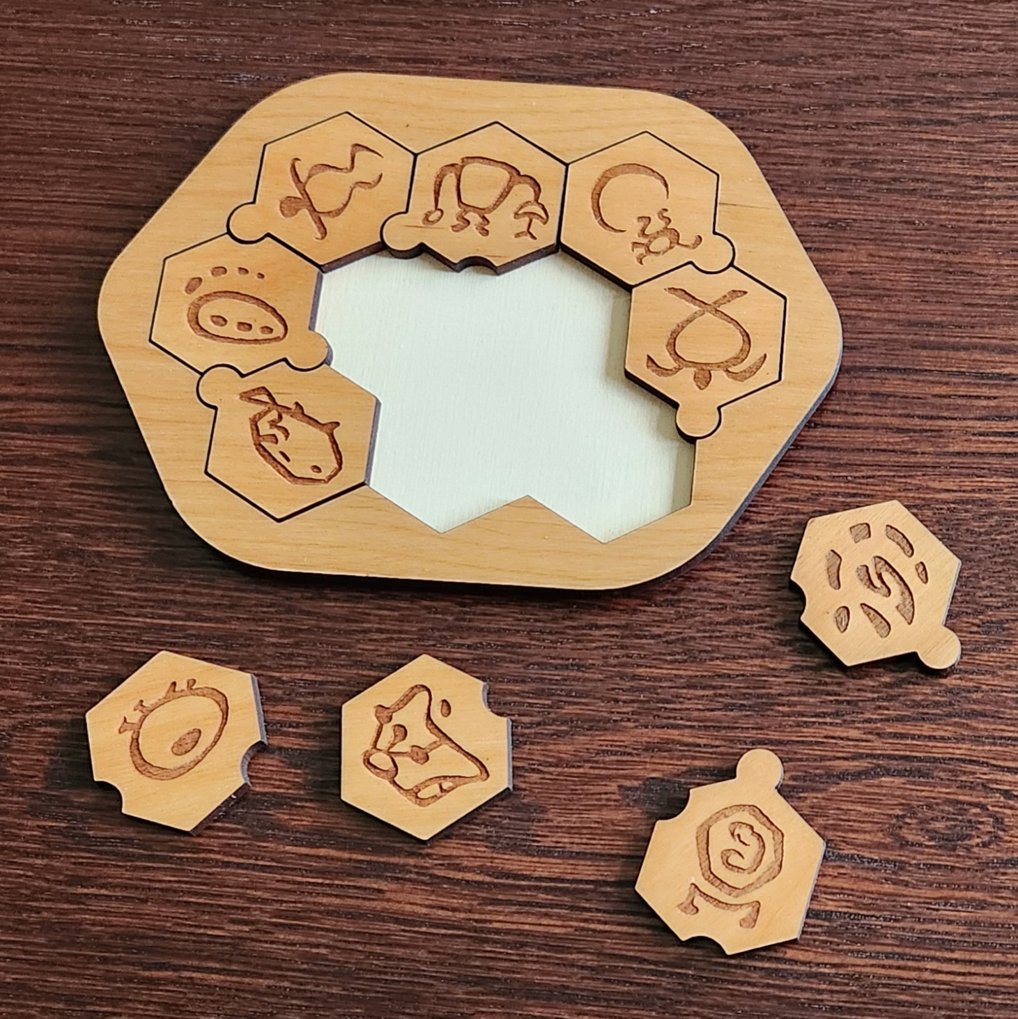 Hawaiian Petroglyphs Puzzle Hawaiian Petroglyphs Puzzle